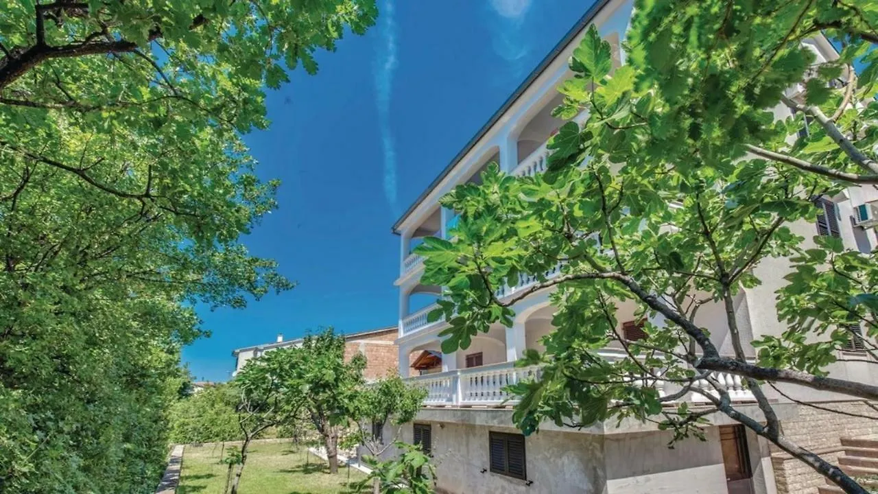 נובי ווינודולסקי Apartments Skulin