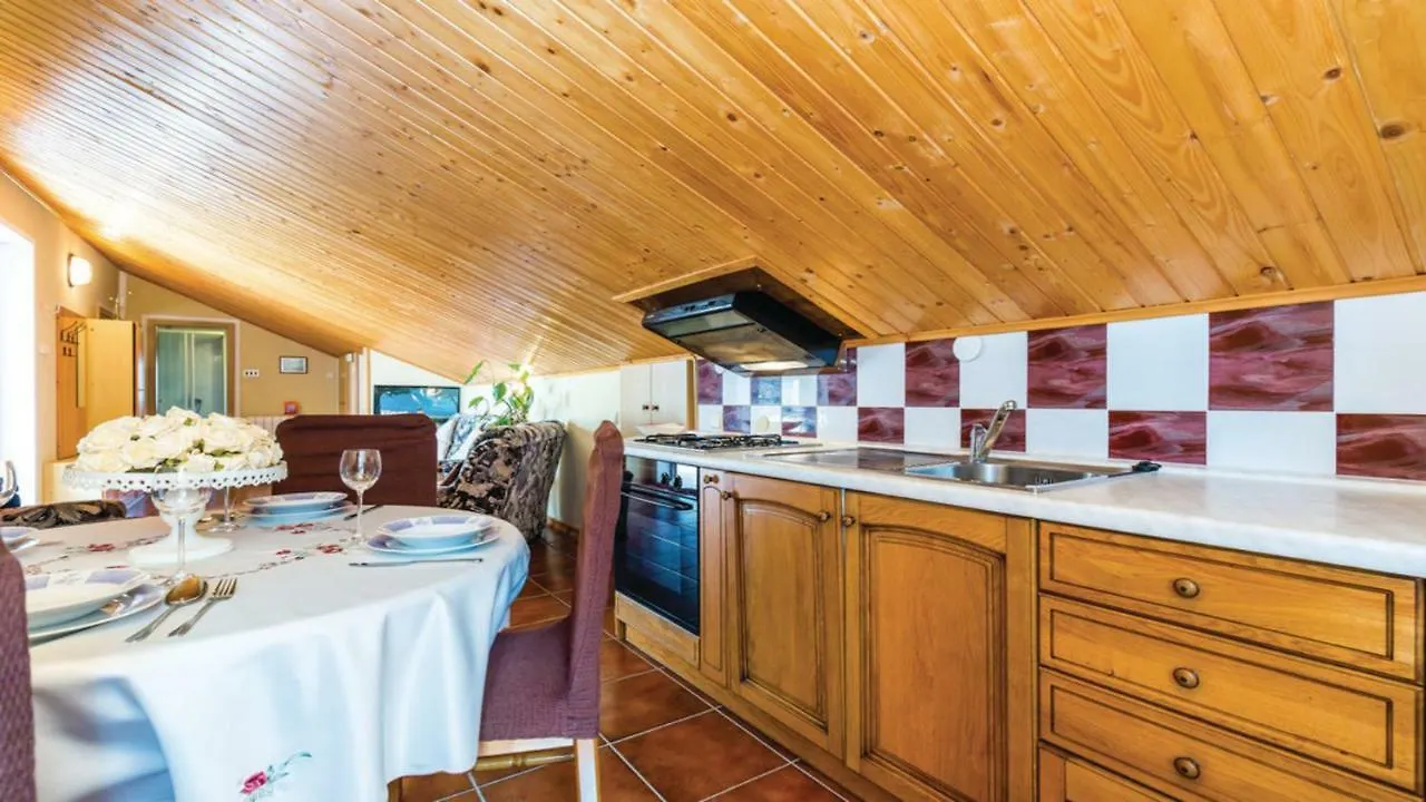 נובי ווינודולסקי Apartments Skulin  נובי ווינודולסקי