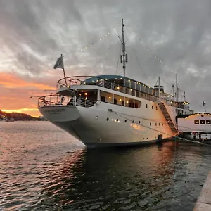 Maelardrottningen Yacht Úszó hotel Stockholm